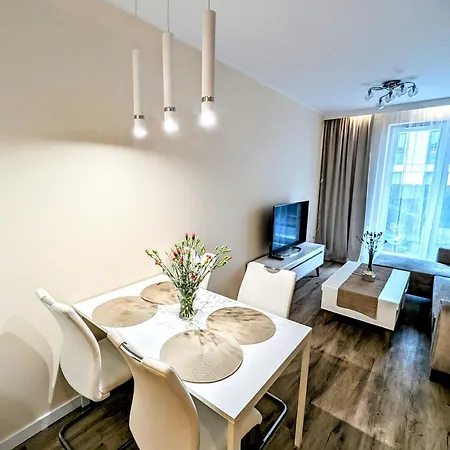 Apartament Leomar, Darmowy Parking