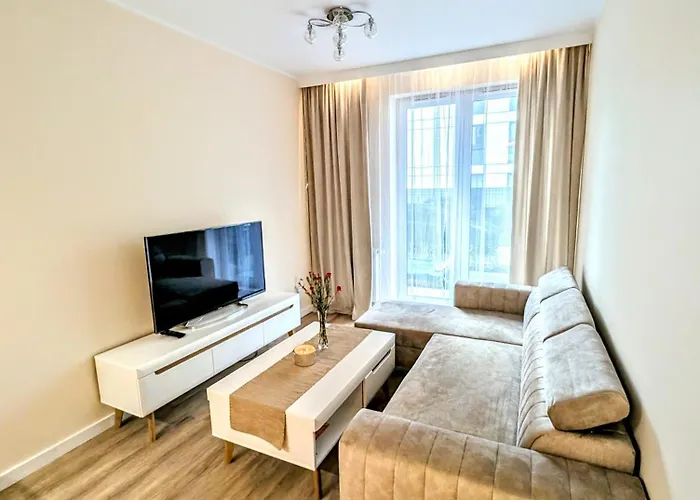 Leomar, Bezkontaktowe Zameldowanie, Darmowy Parking بوزنان